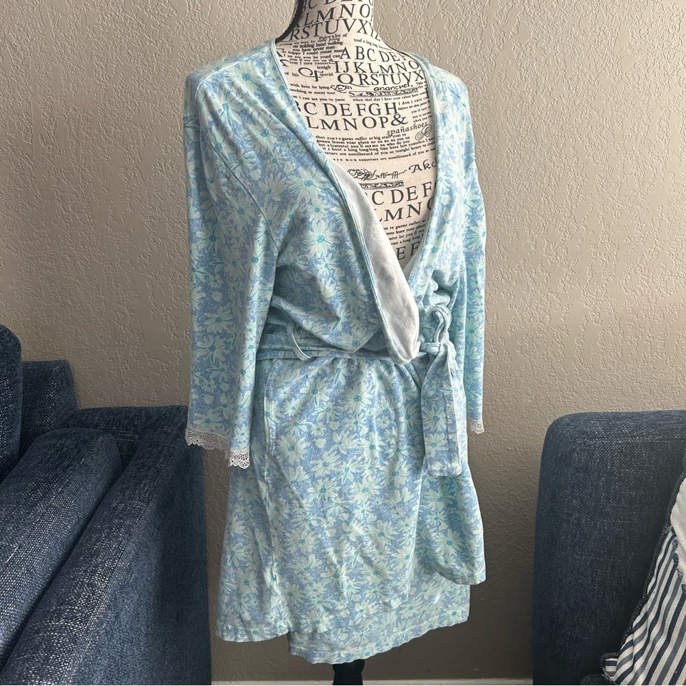 Lilly Pulitzer Blue Daisy Bath Robe Knee Length Lounge Comfort Sleepwear Resort